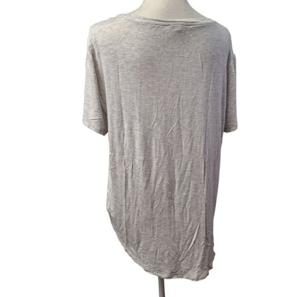 Maurices Be Kind Flower Tee Shirt Womens XL Daisy Sun Floral Nice Equality Gray - Picture 2 of 8